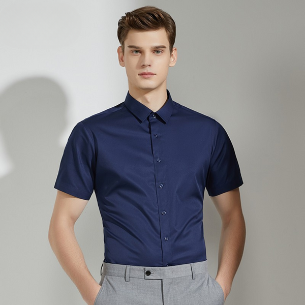 Chemise Ajustée à Manche Courtes